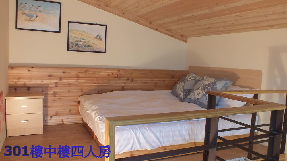 Ding Ding Homestay Цзиньху Экстерьер фото