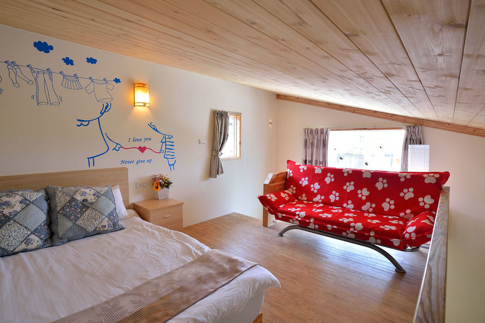 Ding Ding Homestay Цзиньху Экстерьер фото